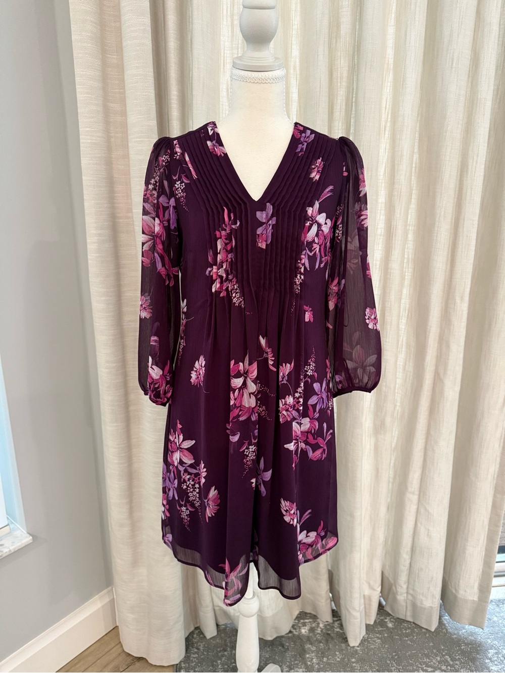 Calvin Klein Plum Floral V-Neck Pleated Dress